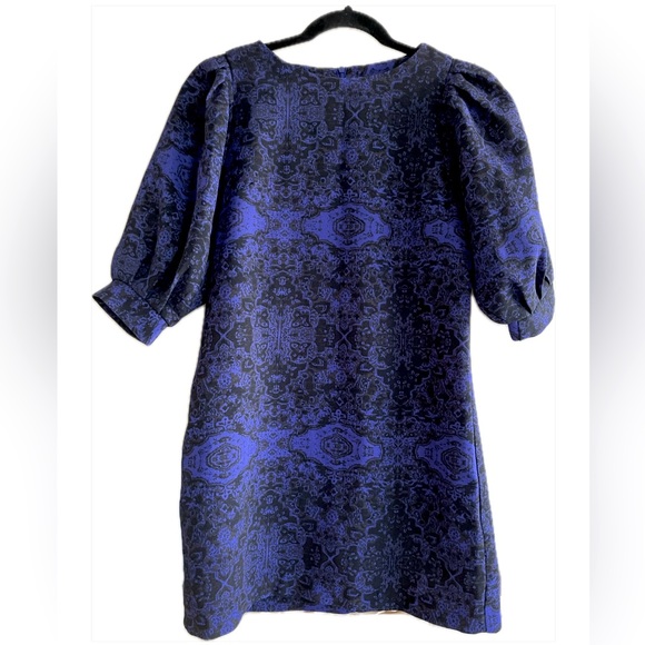 Mini dress - Picture 1 of 6